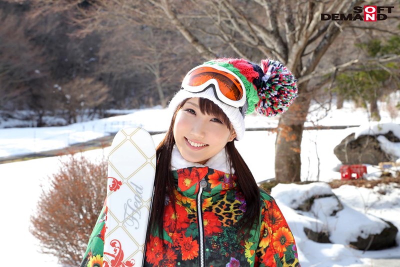 SDFK-045 “Couples Only” Inside The Magic Mirror Number Bus, These Boyfriends Are Offering Up Their Pride And Joy, Their Girlfriends, And Saying, “Give Them Some Real Creampies!” Noriko-san (23 Years Old) Occupation: Piano Teacher